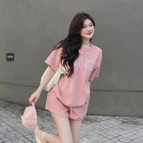 ເຊັດແຂນສັ້ນຂາສັ້ນ