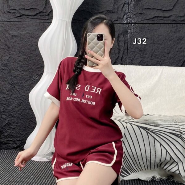 ເຊັດແຂນສັ້ນຂາສັ້ນ