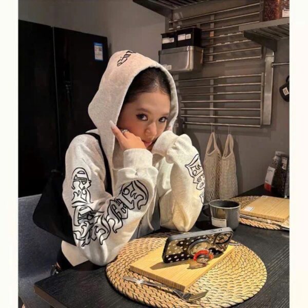 ເສື້ອຮູດດີ້